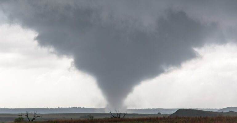 Tornado near Chester, OK on May 18, 2017