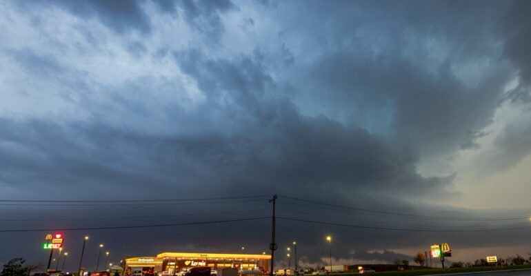 HP Supercell over Loves Travel Stop on I-40 and Choctaw Road